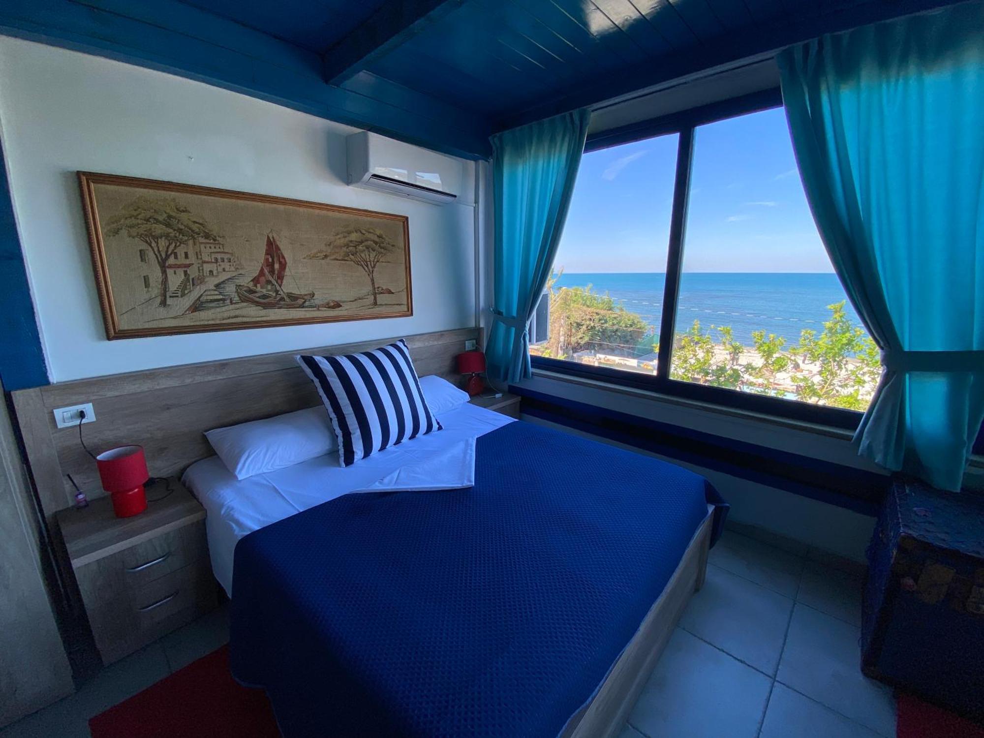 Tramonto Hotel Durrës Rom bilde